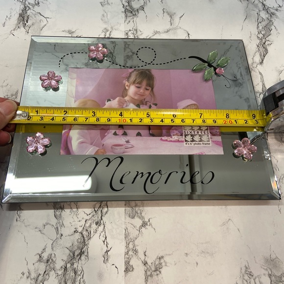 Sixtrees Mirrored Frame - Picture 3 of 6